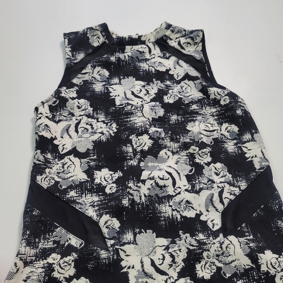 Material Girl Black and White Midi Dress - Picture 4 of 7